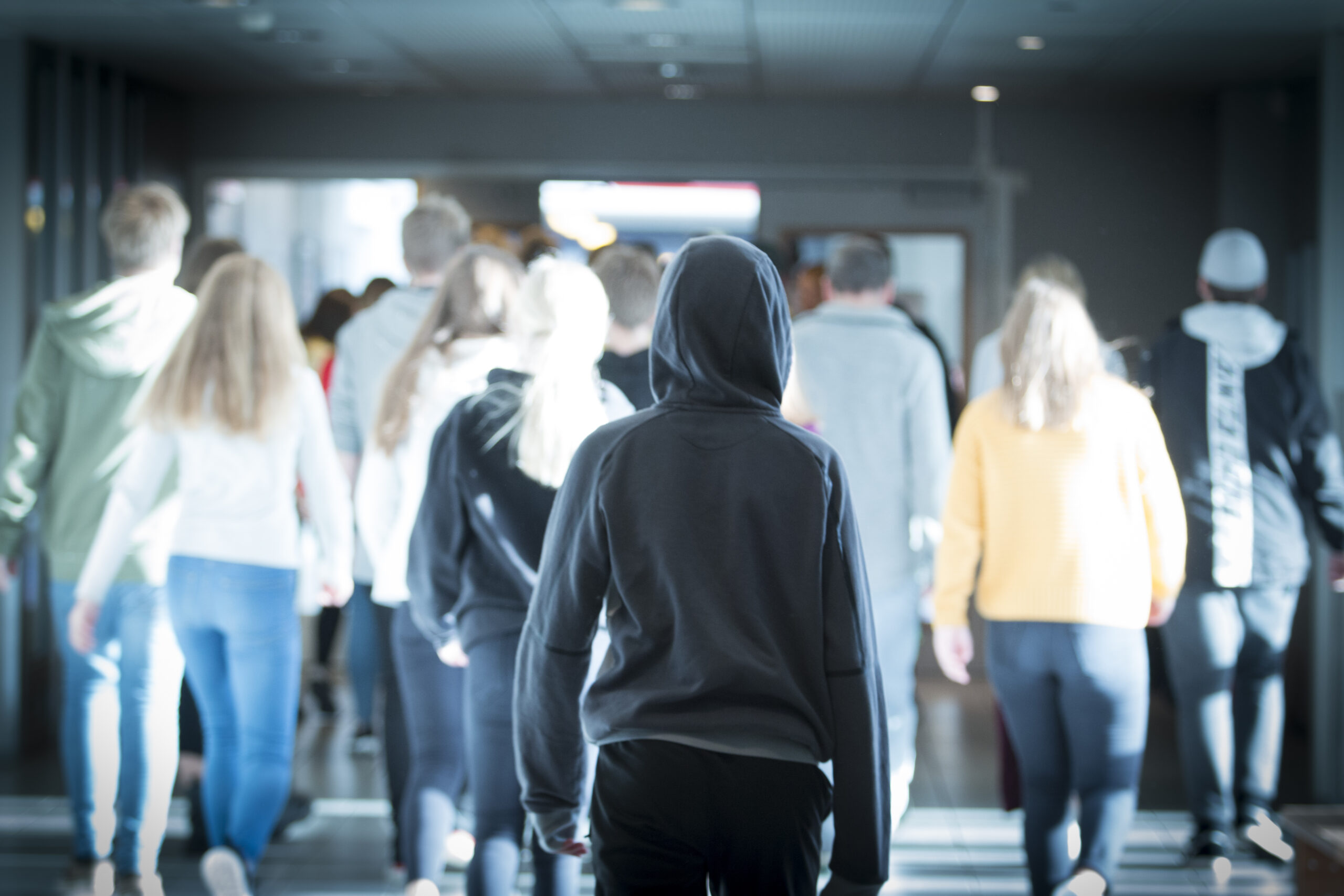 Opplæringsloven: Hvordan både beskytte elevene mot mobbing og ivareta lærernes rolle?
